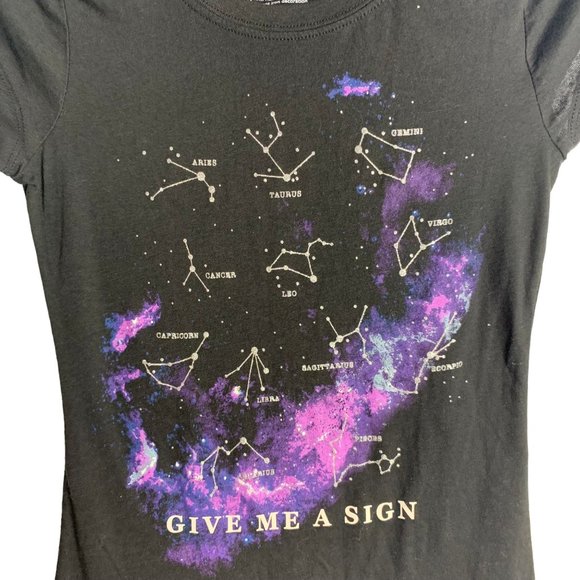 Wound Up Astrological Signs T Shirt XS Black Crewneck Short Sleeves Galaxy - Picture 2 of 4